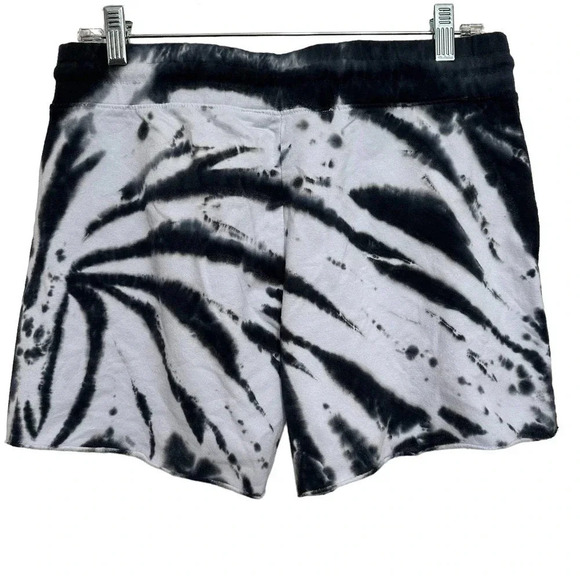 Lacausa Anthropologie NWT’s womens tie dye shorts. Size medium. o - Picture 2 of 4